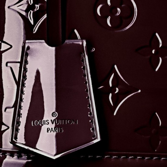 Louis Vuitton Alma BB Red M90174 Pink M50415 Burgundy M91678 Black M90063 Cherry M90259 Louis Vuitton Alma BB Red M90174 Pink M50415 Burgundy M91678 Black M90063 Cherry M90259