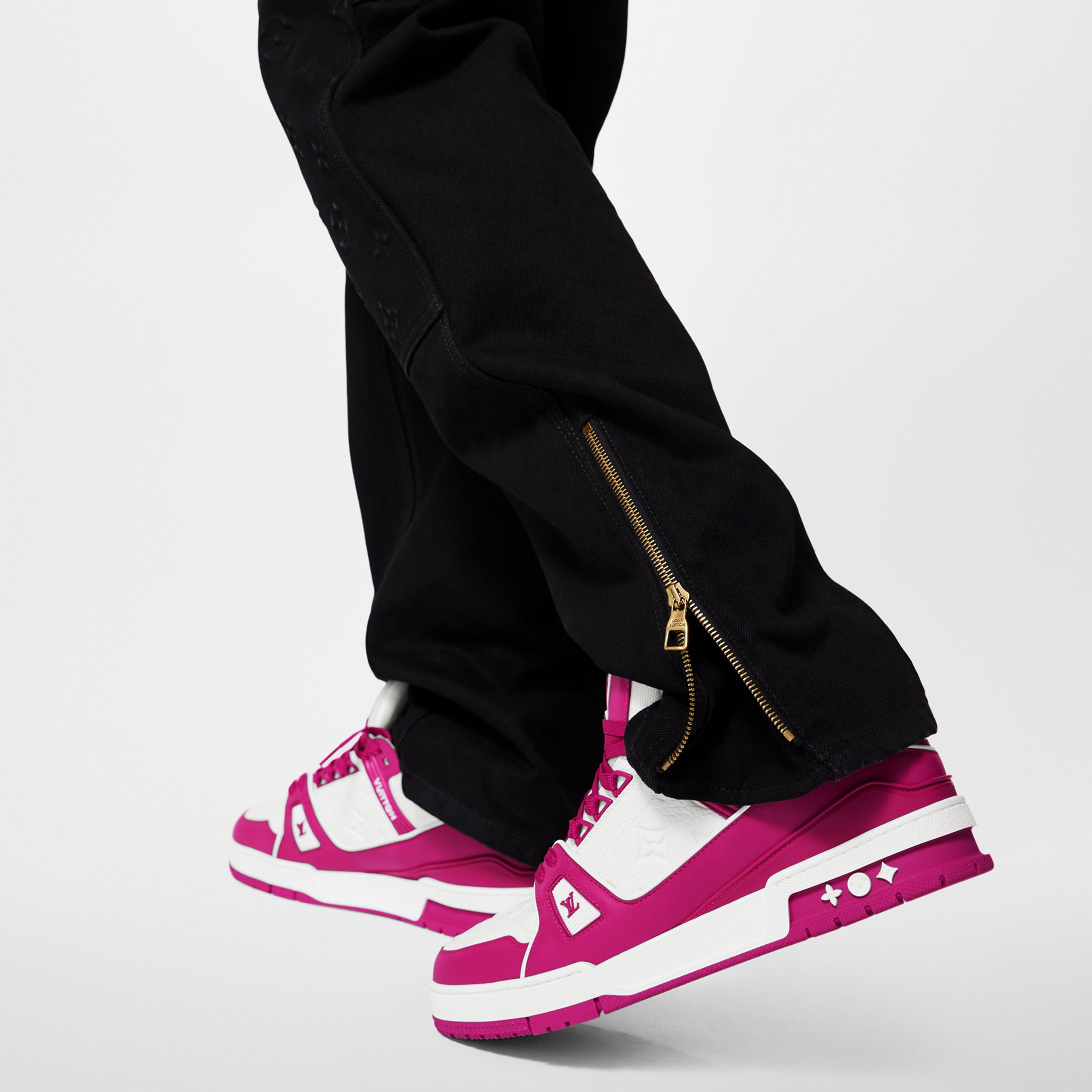 Louis Vuitton Trainer Sneaker Fuchsia 1ABOF2 Louis Vuitton Trainer Sneaker Fuchsia 1ABOF2