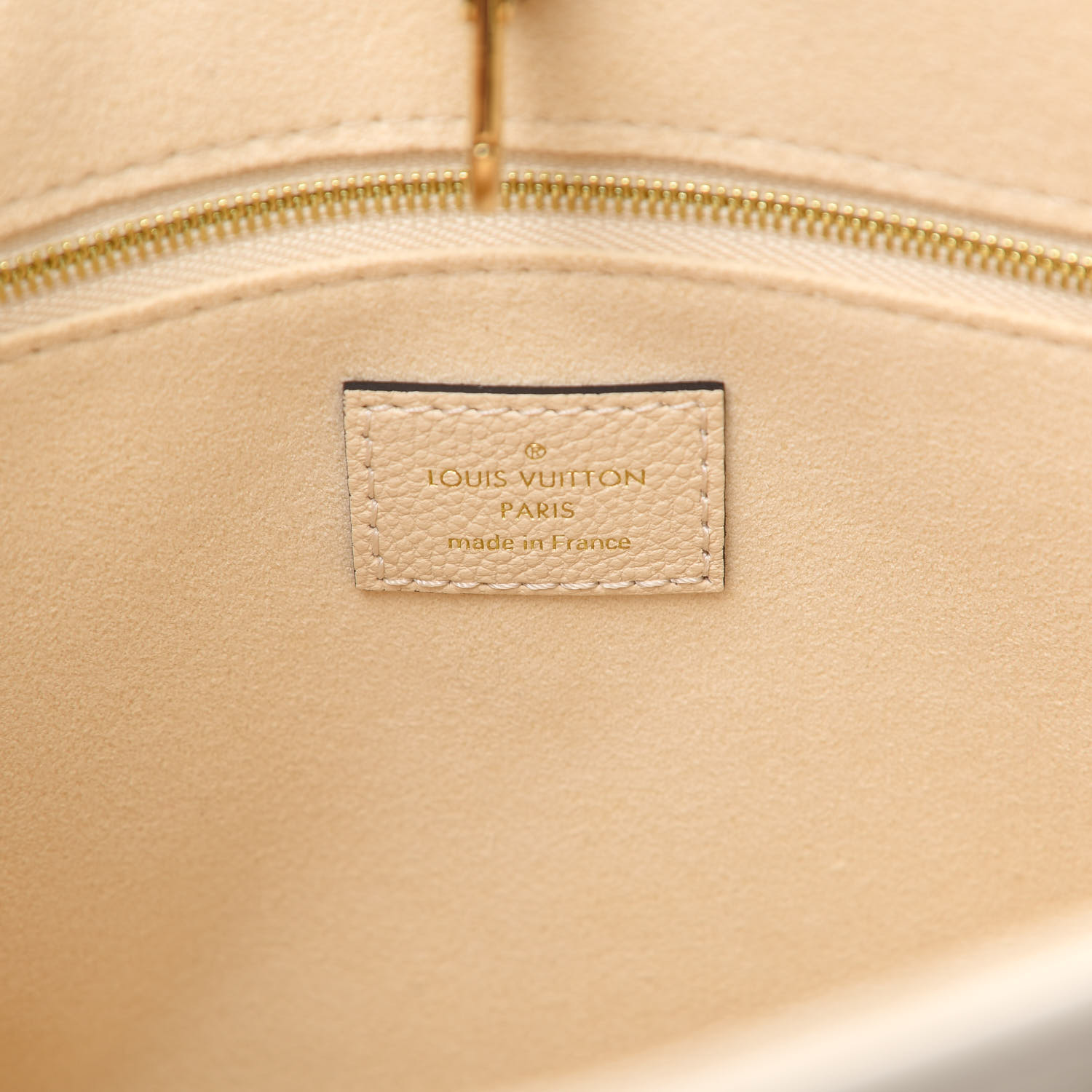 Louis Vuitton Empreinte Monogram Giant Onthego PM M45654 Creme Bois De Rose Louis Vuitton Empreinte Monogram Giant Onthego PM M45654 Creme Bois De Rose