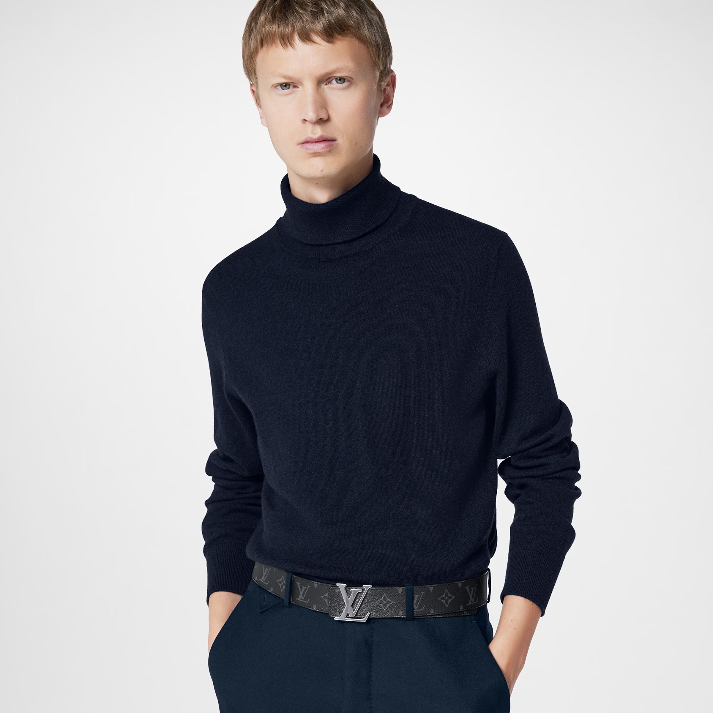 Louis Vuitton M9043U LV Initiales 40MM Reversible Belt Louis Vuitton M9043U LV Initiales 40MM Reversible Belt