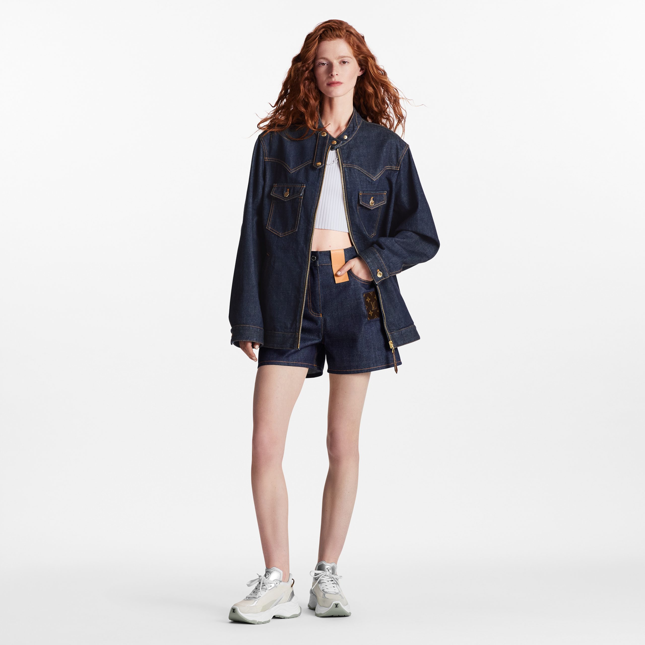 Louis Vuitton LV Run 55 Sneaker Monogram Flowers Silver 1AAVGI Louis Vuitton LV Run 55 Sneaker Monogram Flowers Silver 1AAVGI