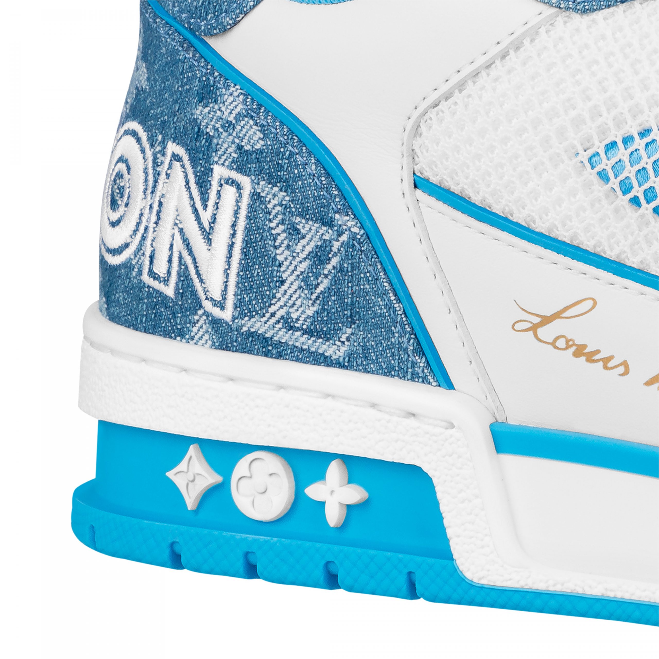 Louis Vuitton LV Trainer Sneaker Velcro strap Monogram denim Blue 1A9ZI6 Louis Vuitton LV Trainer Sneaker Velcro strap Monogram denim Blue 1A9ZI6