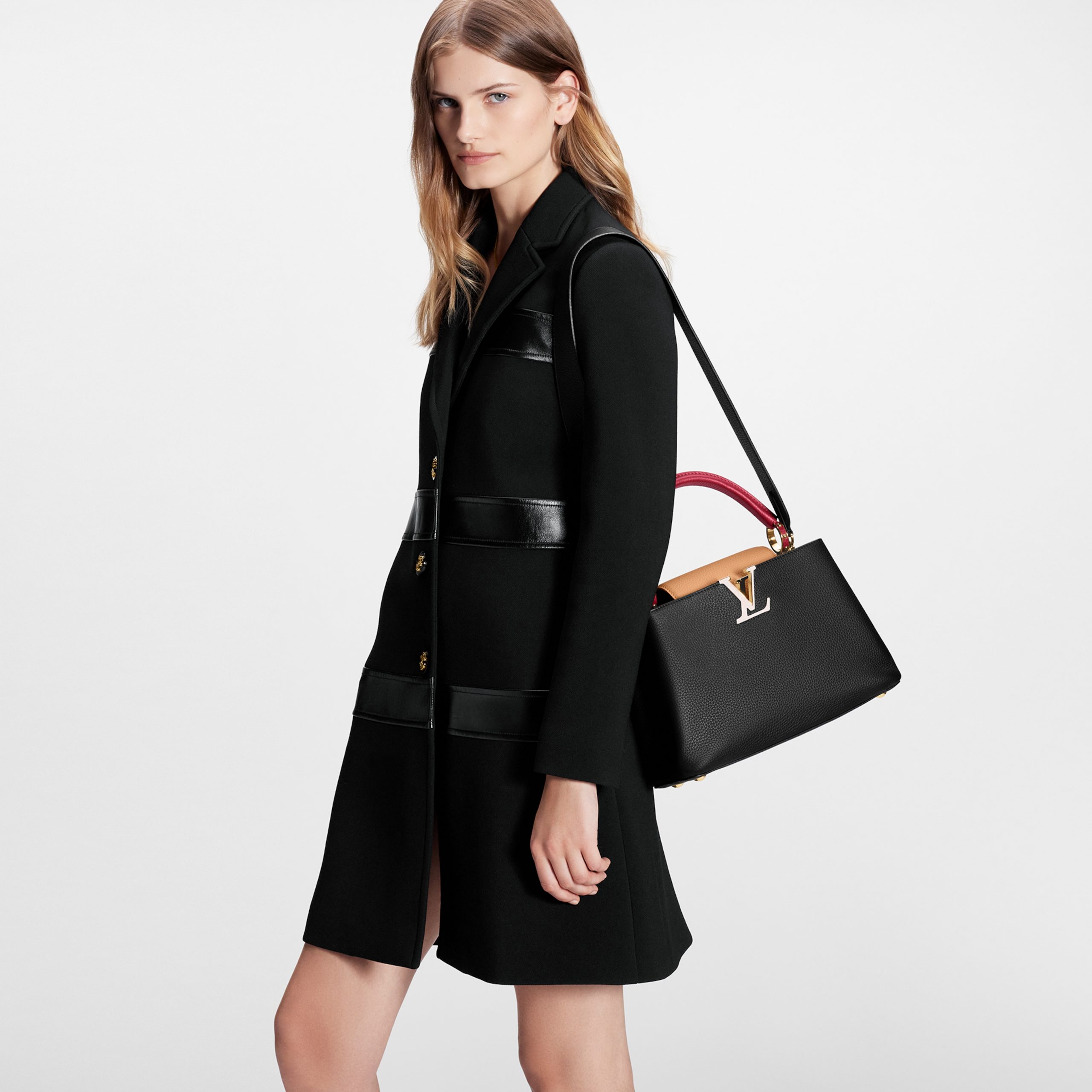 Louis Vuitton M20704 Capucines MM Noir Rubis Louis Vuitton M20704 Capucines MM Noir Rubis