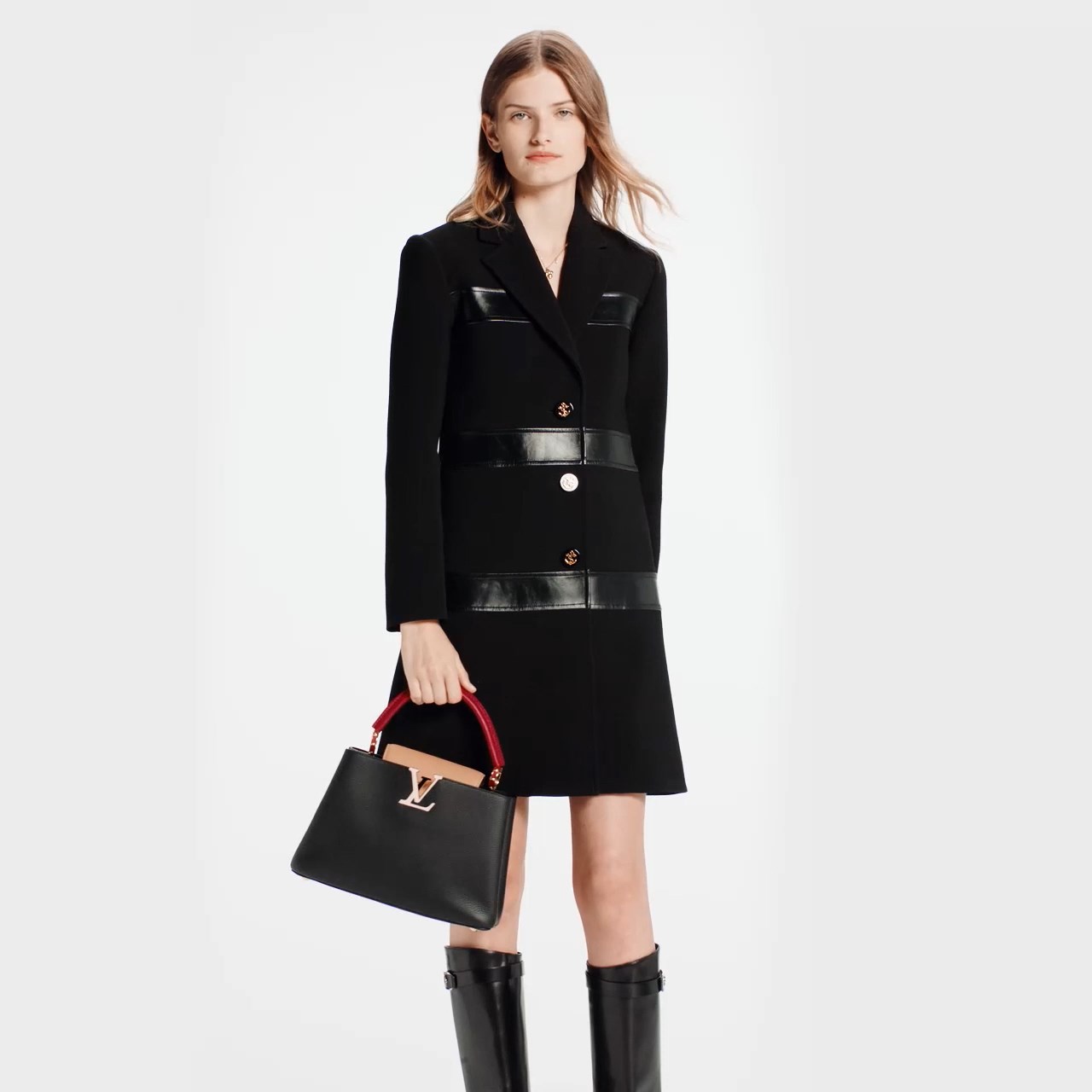 Louis Vuitton M20704 Capucines MM Noir Rubis Louis Vuitton M20704 Capucines MM Noir Rubis