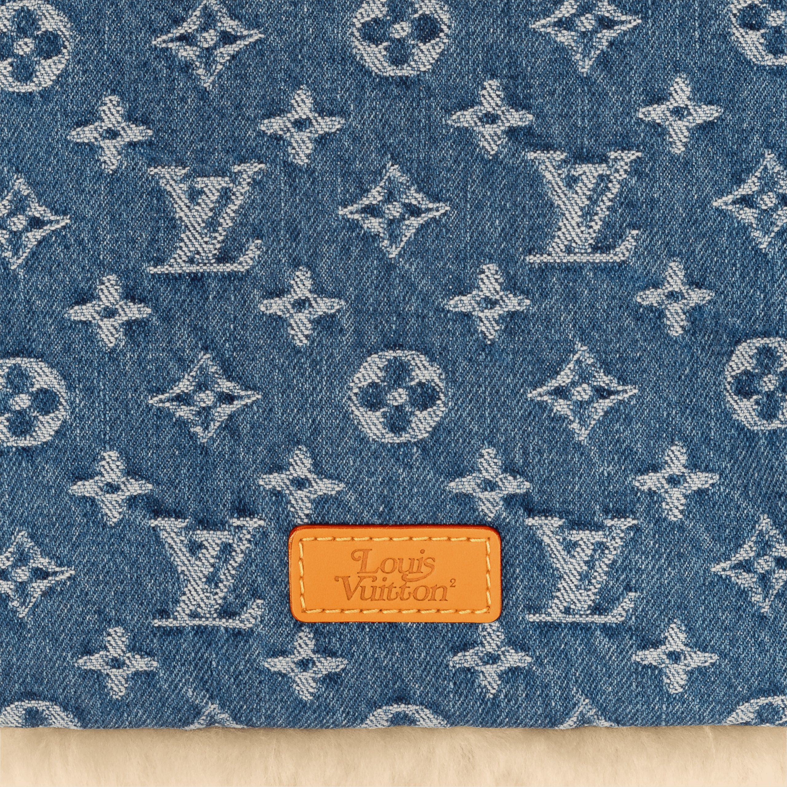 Louis Vuitton MP2703 Blue Shearling Denim Scarf Louis Vuitton MP2703 Blue Shearling Denim Scarf