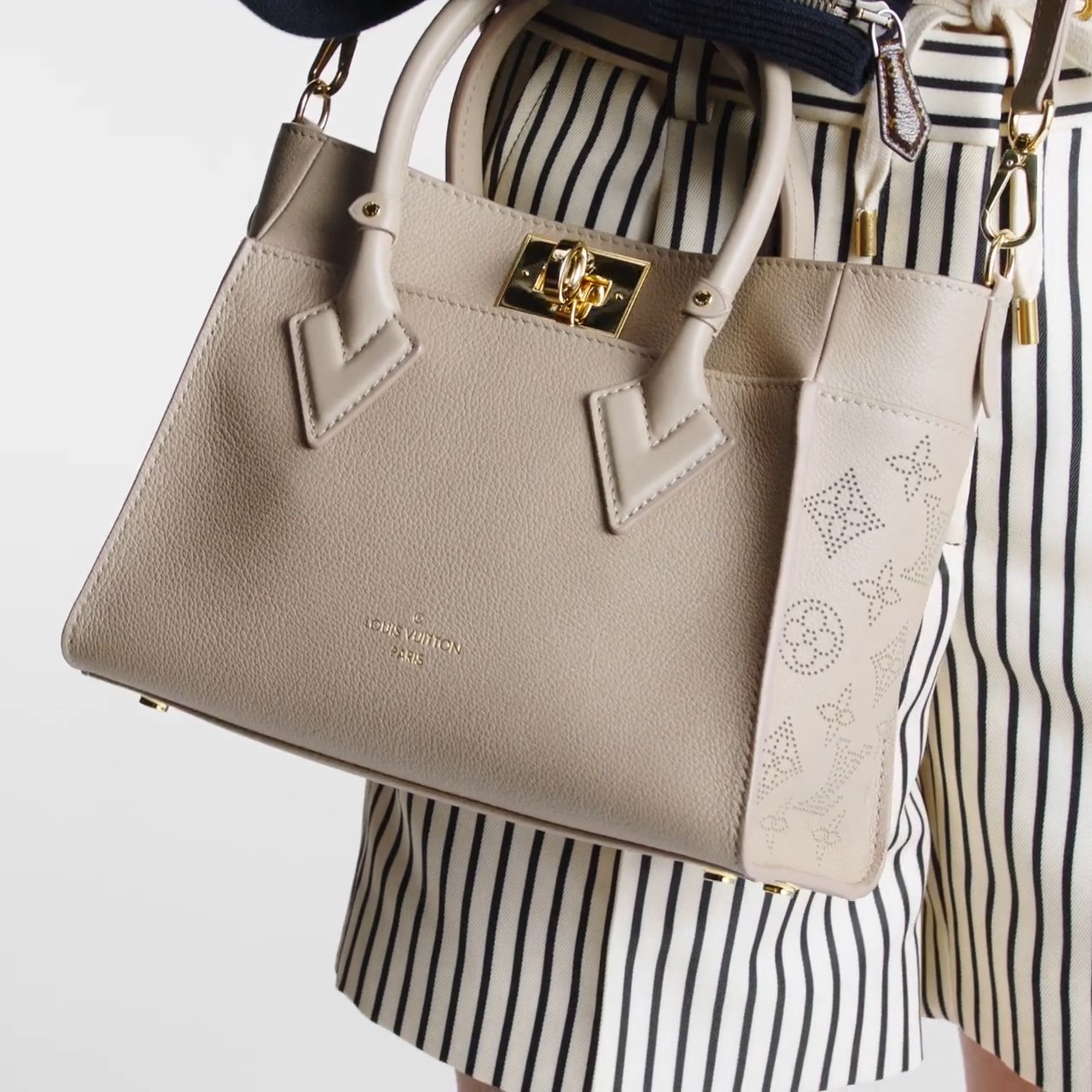 Louis Vuitton M20600 On My Side PM Galet Beige Louis Vuitton M20600 On My Side PM Galet Beige