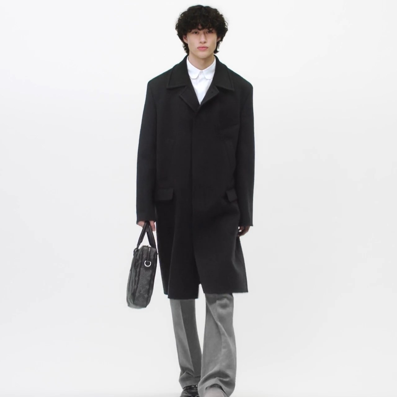 Louis Vuitton M46457 Porte-Documents Voyage PM Black Louis Vuitton M46457 Porte-Documents Voyage PM Black