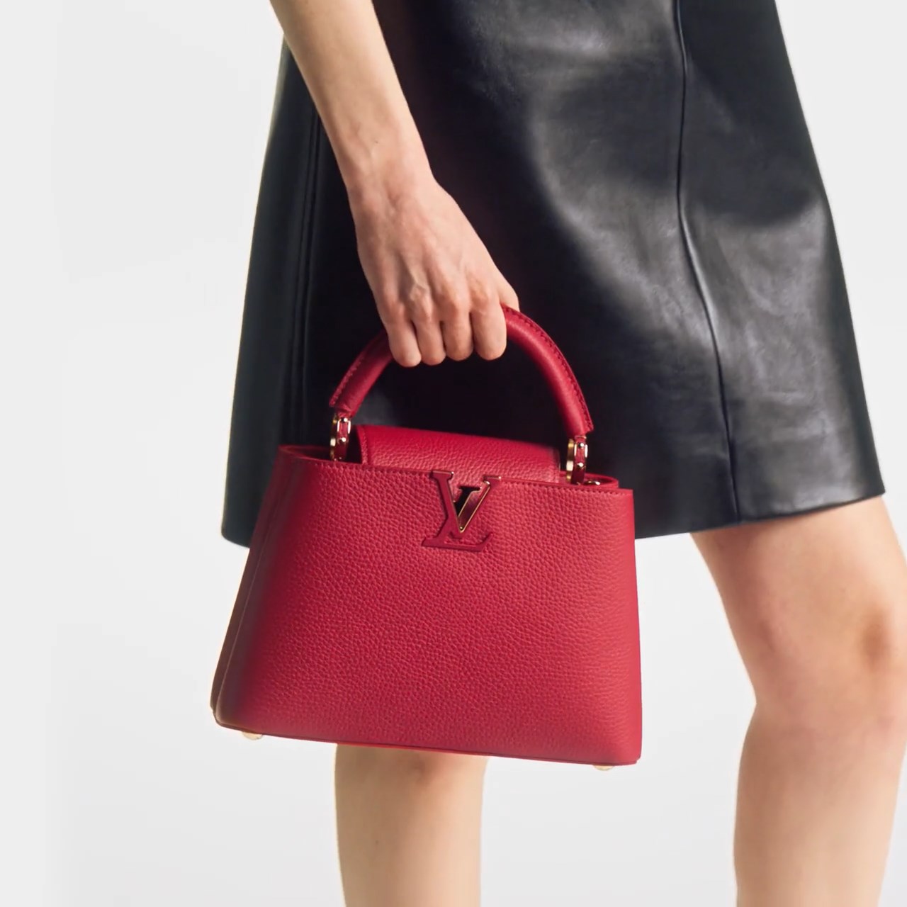 Louis Vuitton M52689 Capucines BB Bag Scarlet Red Louis Vuitton M52689 Capucines BB Bag Scarlet Red