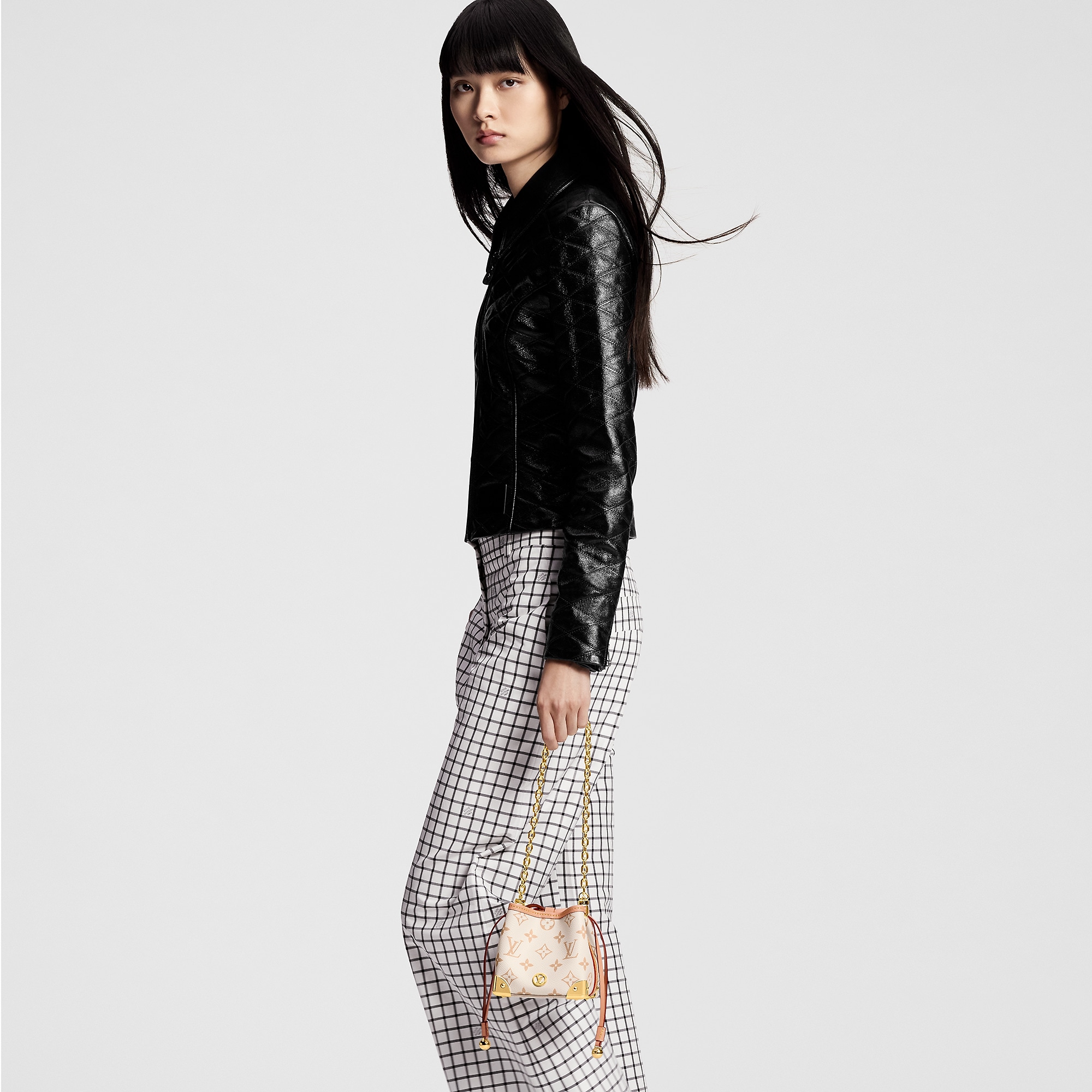 Louis Vuitton M83227 NOÉ PURSE LV CHARMS Monogram Louis Vuitton M83227 NOÉ PURSE LV CHARMS Monogram