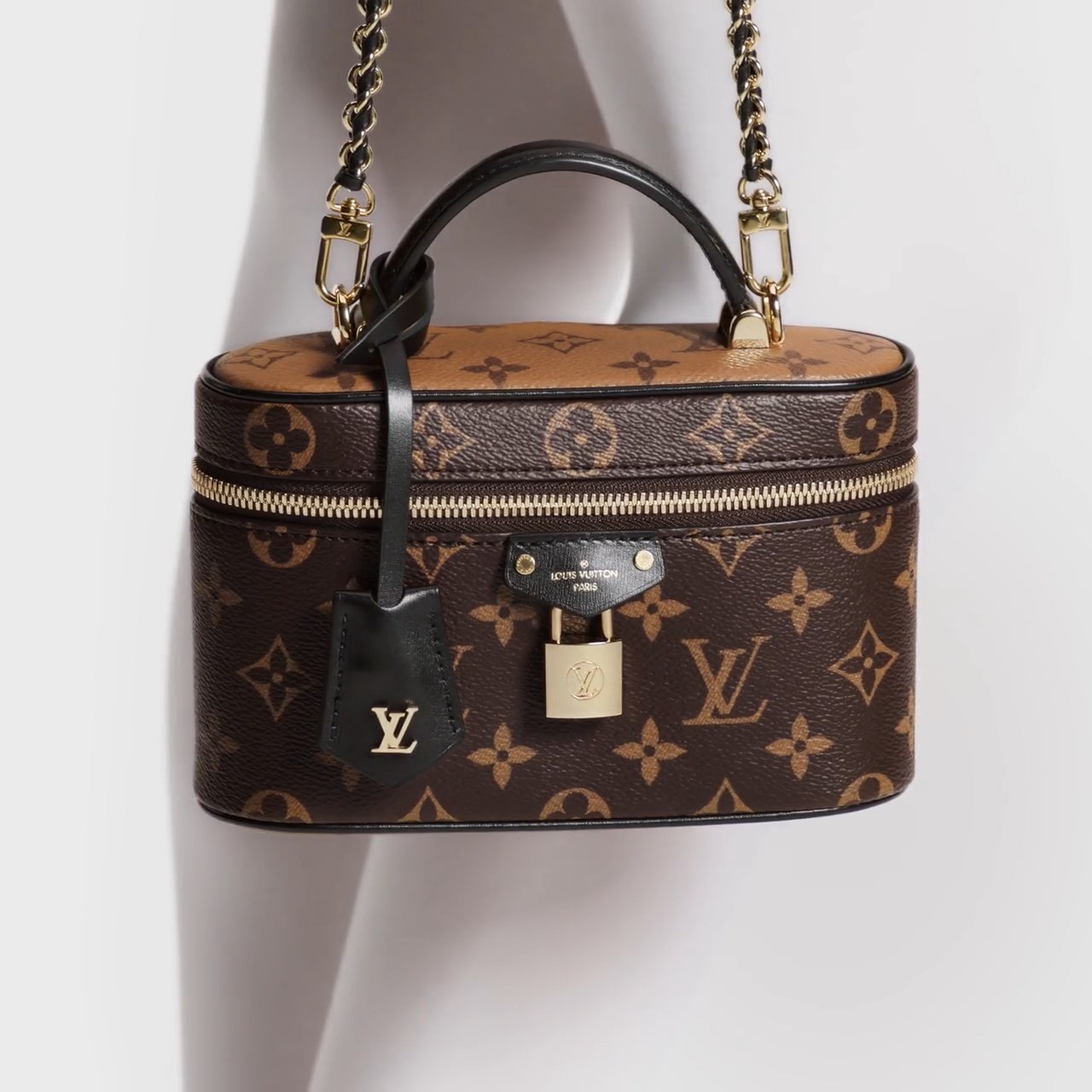 Louis Vuitton M47125 Vanity Chain Pouch Monogram Louis Vuitton M47125 Vanity Chain Pouch Monogram