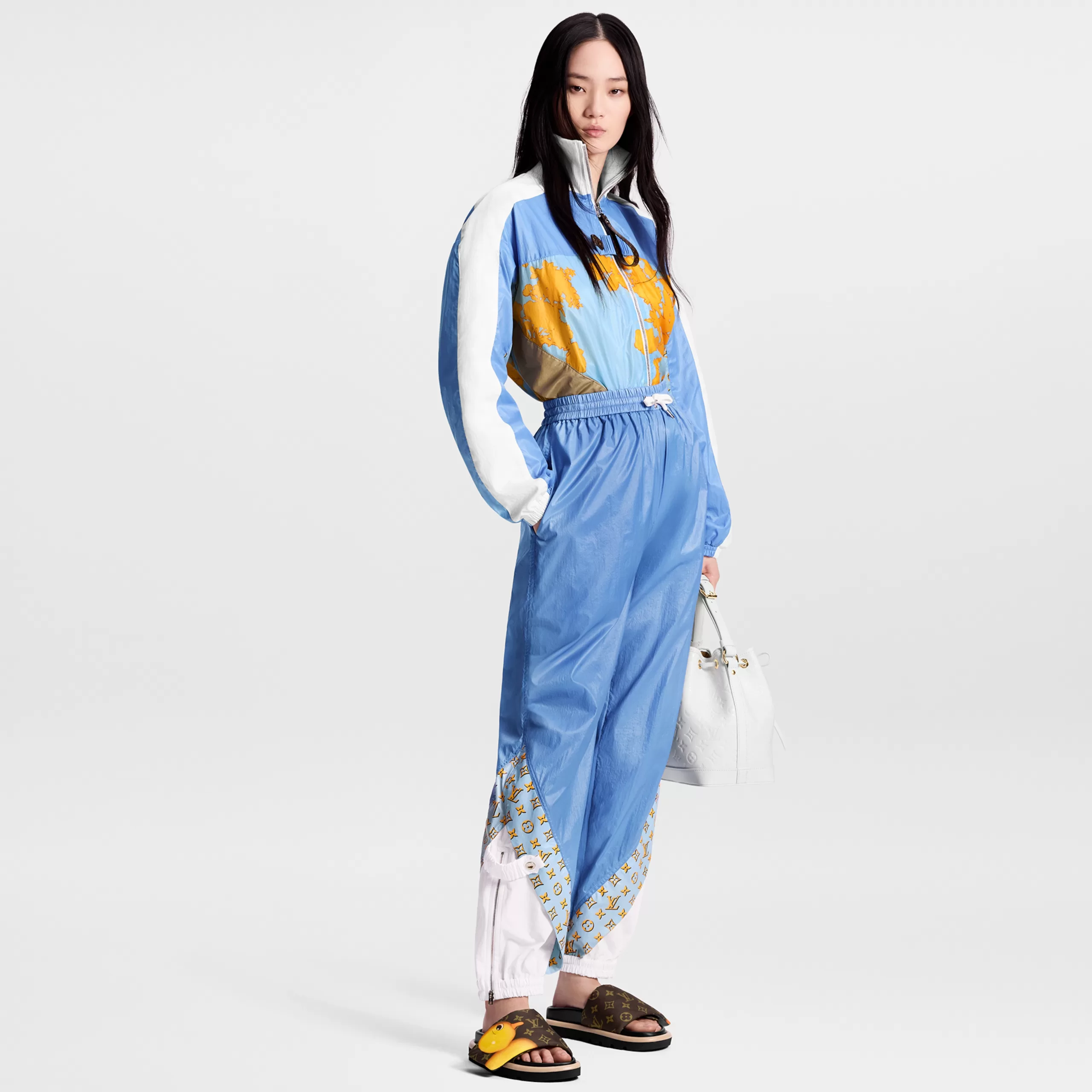 Louis Vuitton 1AD3AU Pool Pillow Flat Comfort Mule Monogram Louis Vuitton 1AD3AU Pool Pillow Flat Comfort Mule Monogram