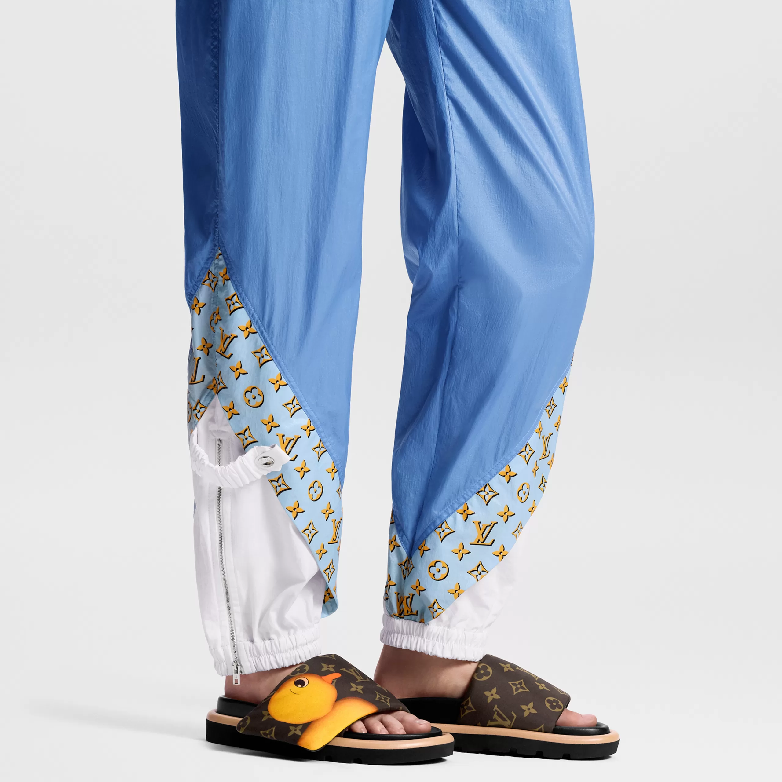 Louis Vuitton 1AD3AU Pool Pillow Flat Comfort Mule Monogram Louis Vuitton 1AD3AU Pool Pillow Flat Comfort Mule Monogram