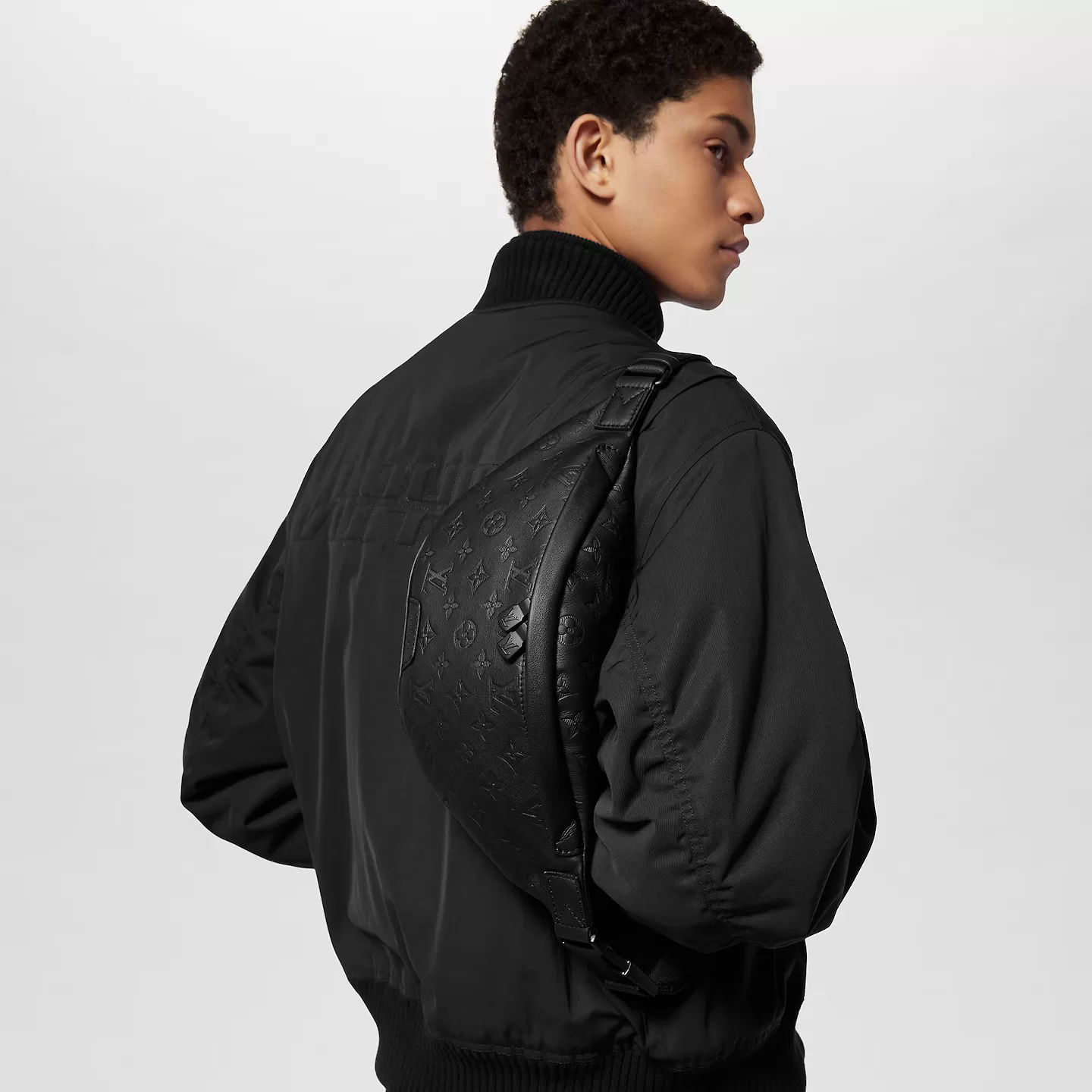 Louis Vuitton M46036 Discovery Bumbag PM Louis Vuitton M46036 Discovery Bumbag PM