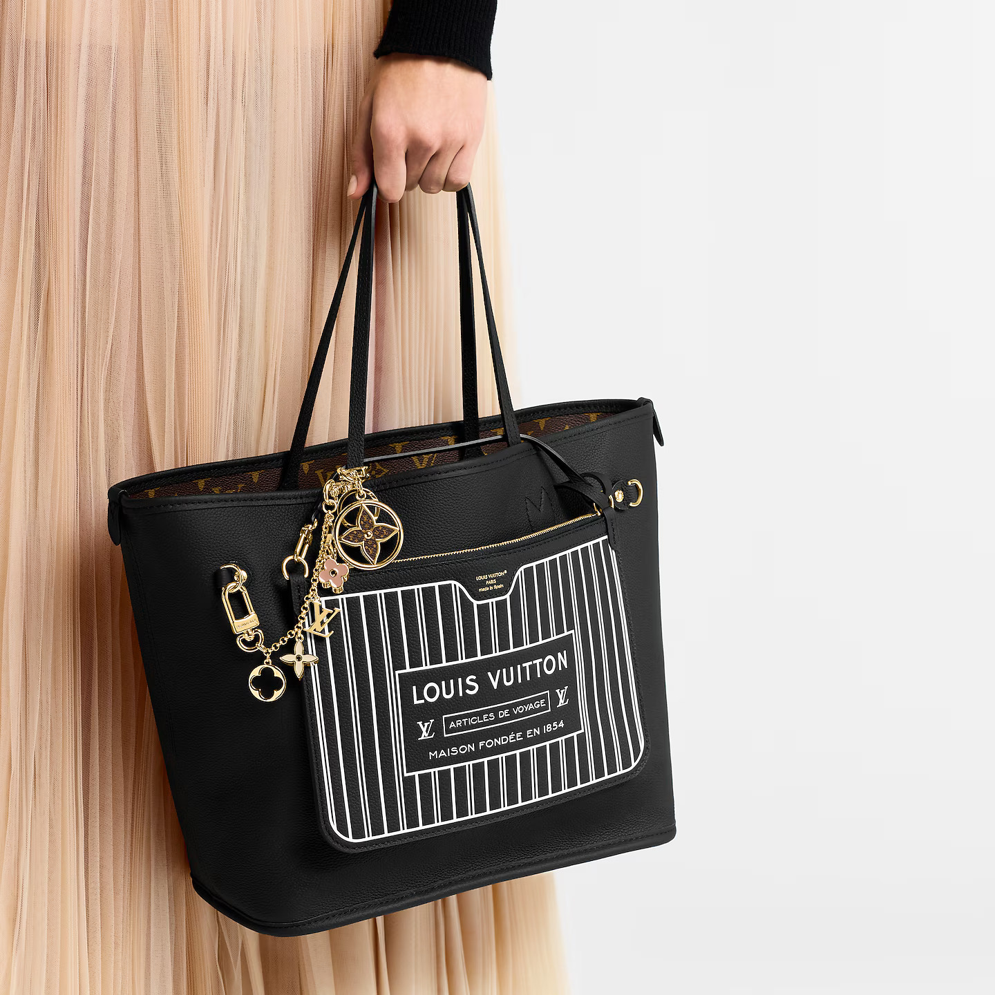 Louis Vuitton M01207 Puzzle Flower Monogram Keyring Louis Vuitton M01207 Puzzle Flower Monogram Keyring